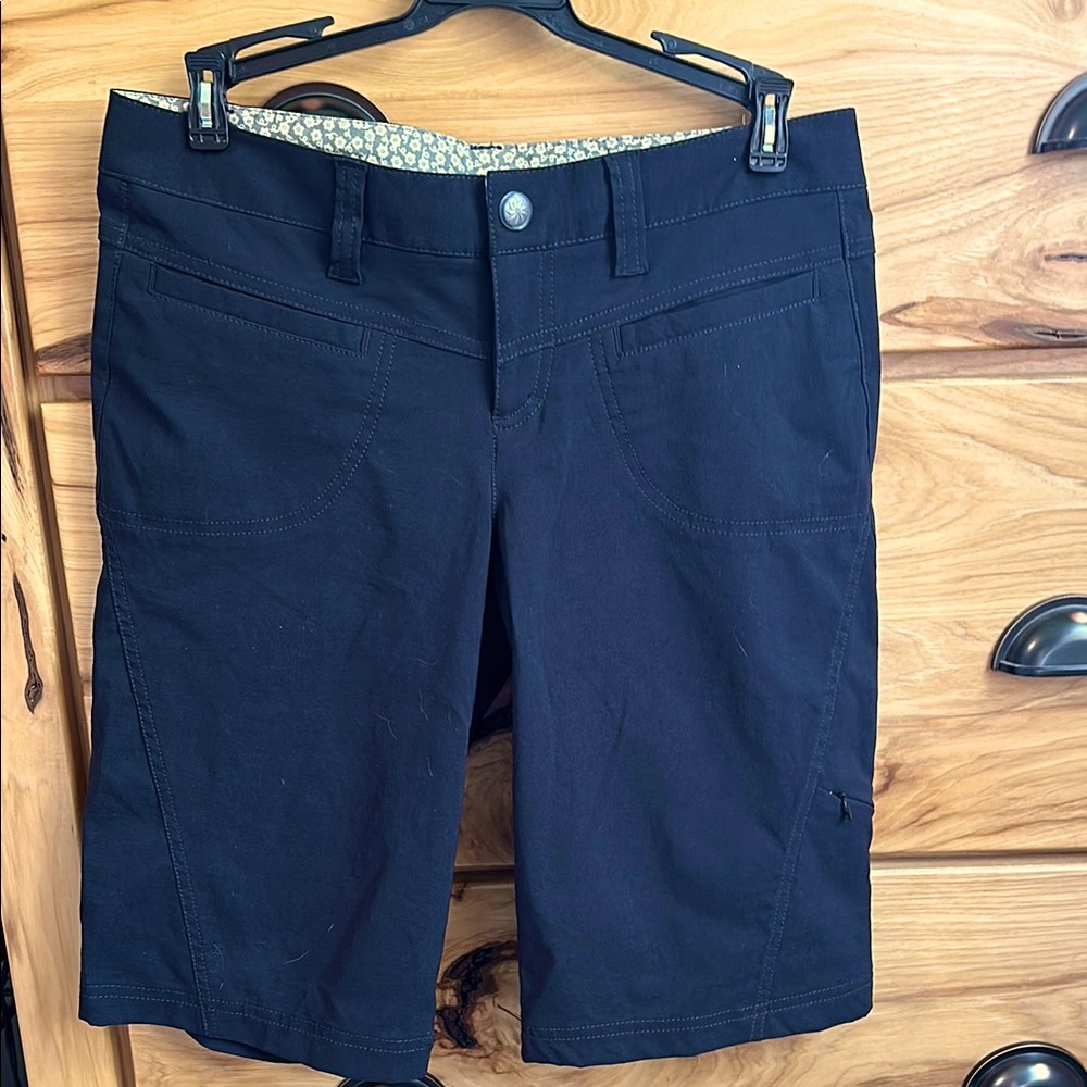 Athleta shorts size 4